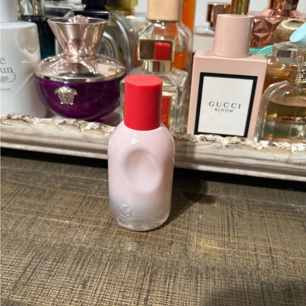 Glossier you perfume 1.7 (ALREADY SOLD )